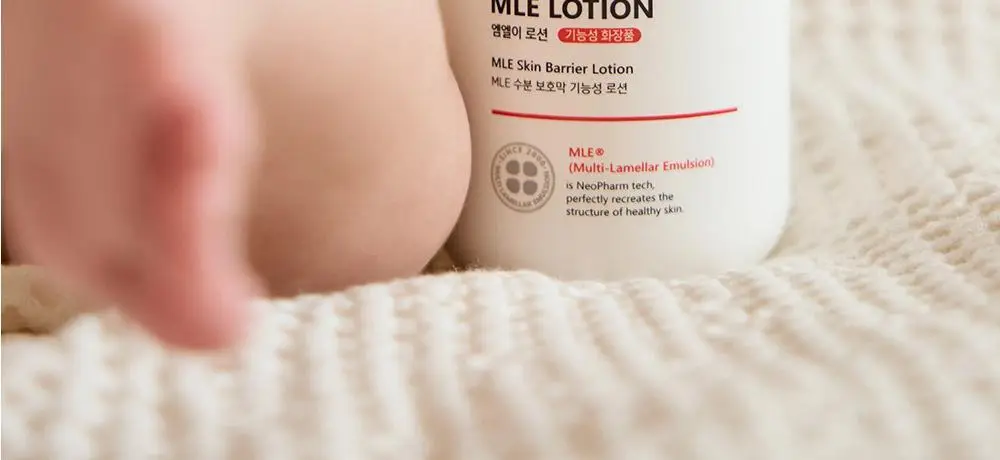 [선물기획] 아토팜 에센셜 세트(로션200ml+워시300ml)+(로션20ml+크림8ml) 상세페이지 32